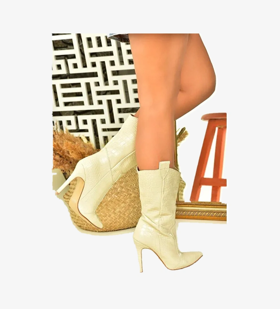 N3726775 Bej Kadın Bot