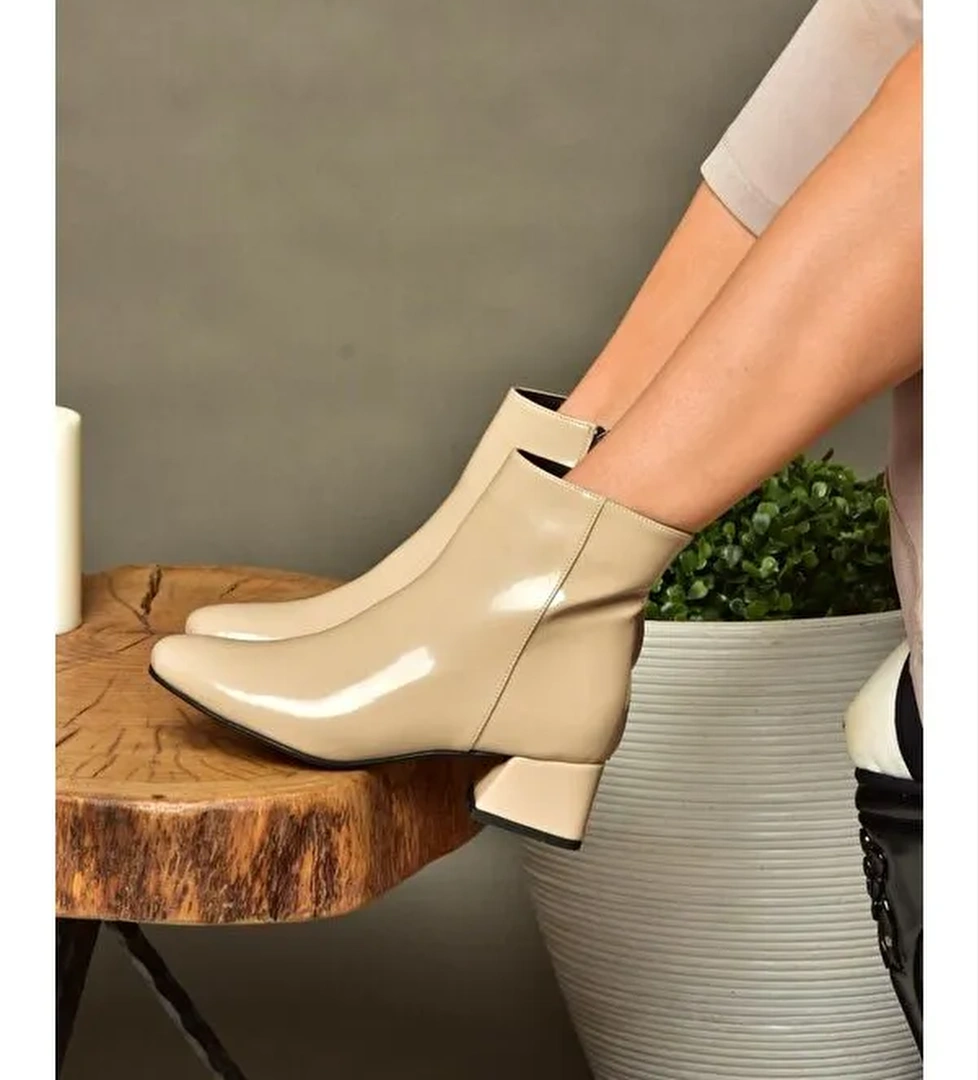 R6540124 Ten Kadın Bot