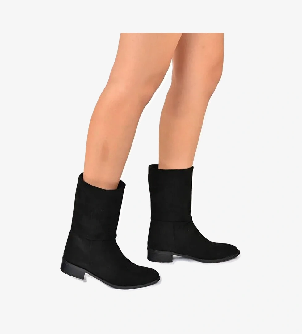 L7265977 Siyah Kadın Bot