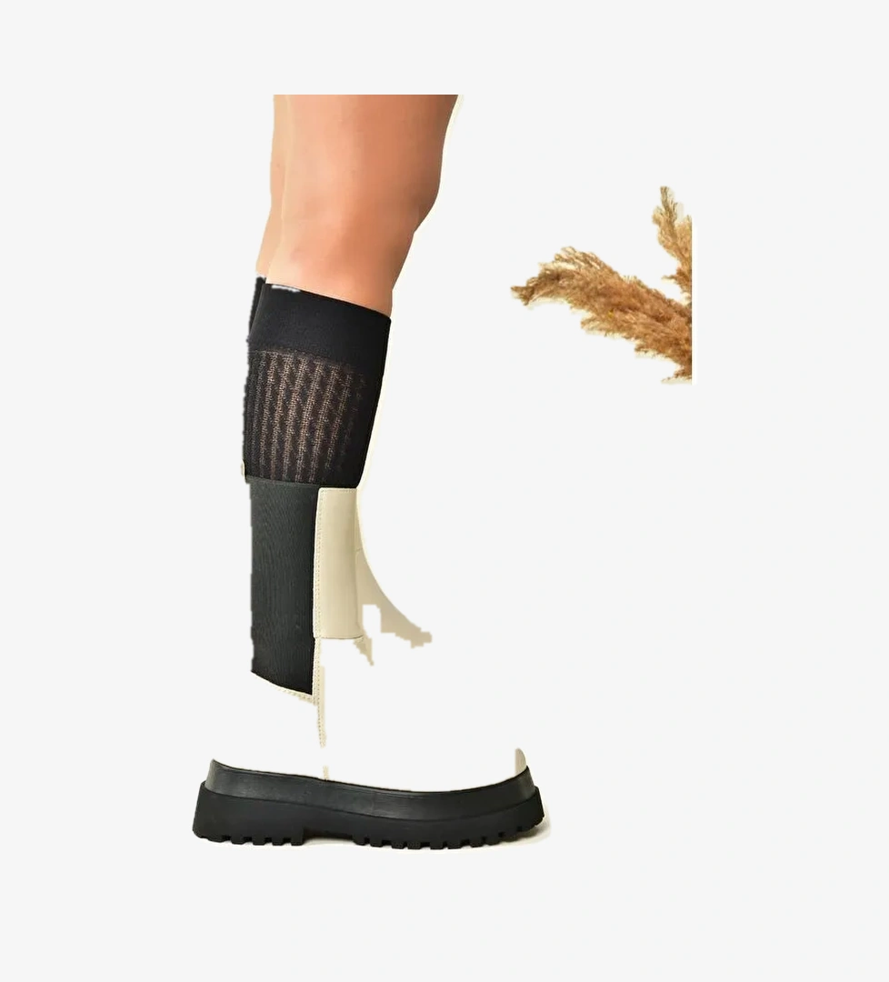 Fox Shoes J267063109 Siyah Bej Kadın Bot model görseli