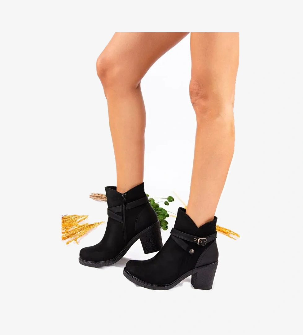 A674150702 Siyah Kadın Bot - Görsel 1