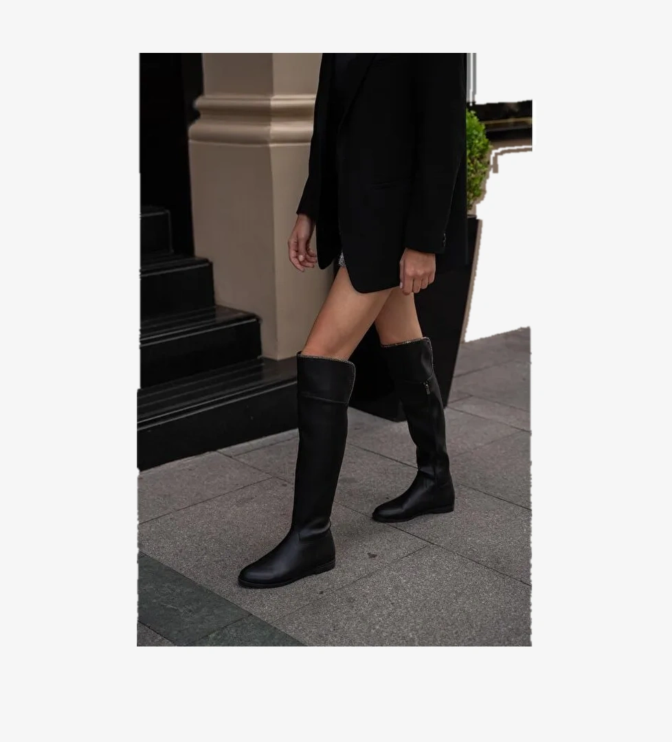 Siyah Kadın Taş Detaylı Uzun Deri Kadın Çizme