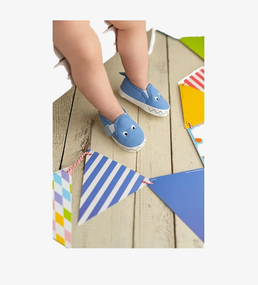 Mavi Canavar Nakışlı Bebek Cırtcırtlı Patik - Görsel 1