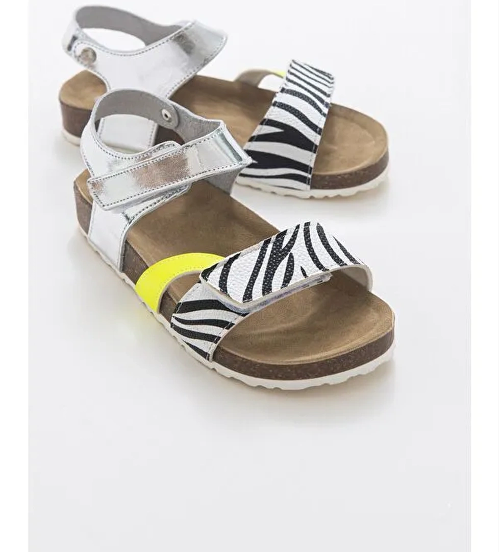 Kız Çocuk Gümüş Deri Ortopedik Destekli Çocuk Sandalet - Görsel 1