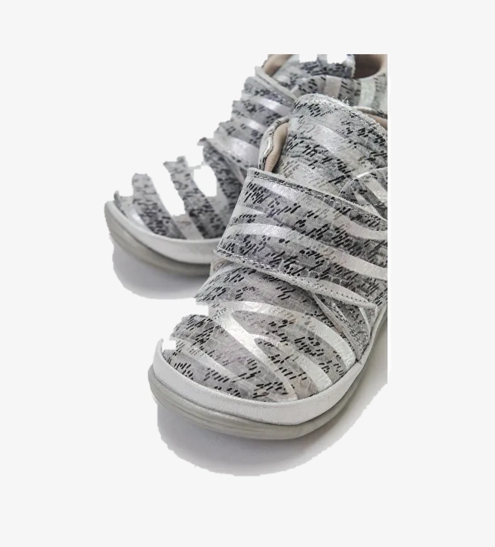 Mnpc Kız Çocuk Gümüş Hakiki Deri İlk Adım Günlük Ayakkabı model görseli