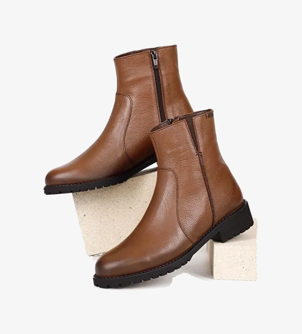 Taba Hakiki Deri Yuvarlak Burun Topuklu Kauçuk Taban Fermuarlı Kadın Günlük Bot 47408