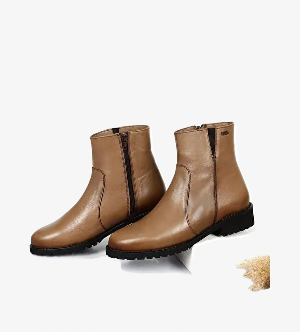 Vizon Hakiki Deri Yuvarlak Burun Topuklu Kauçuk Taban Fermuarlı Kadın Günlük Bot 47408