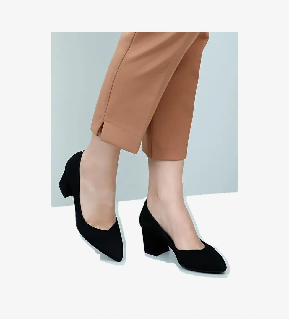 SİYAH Hakiki Deri Sivri Burun Orta Kalın Topuklu Kadın Ayakkabı 24170