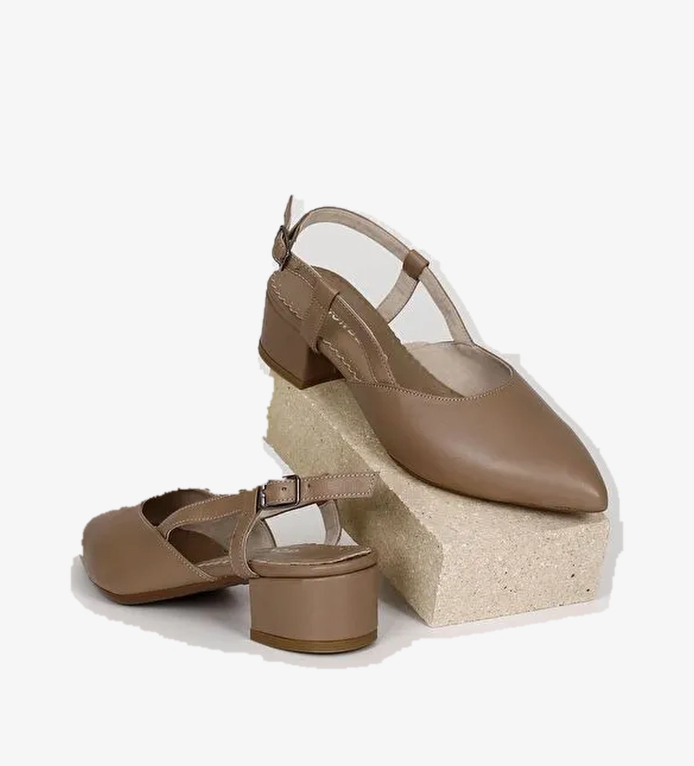 VİZON Hakiki Deri Sivri Burun Kısa Kalın Topuklu Arkası Açık Kadın Yazlık Ayakkabı 24257 - Görsel 1