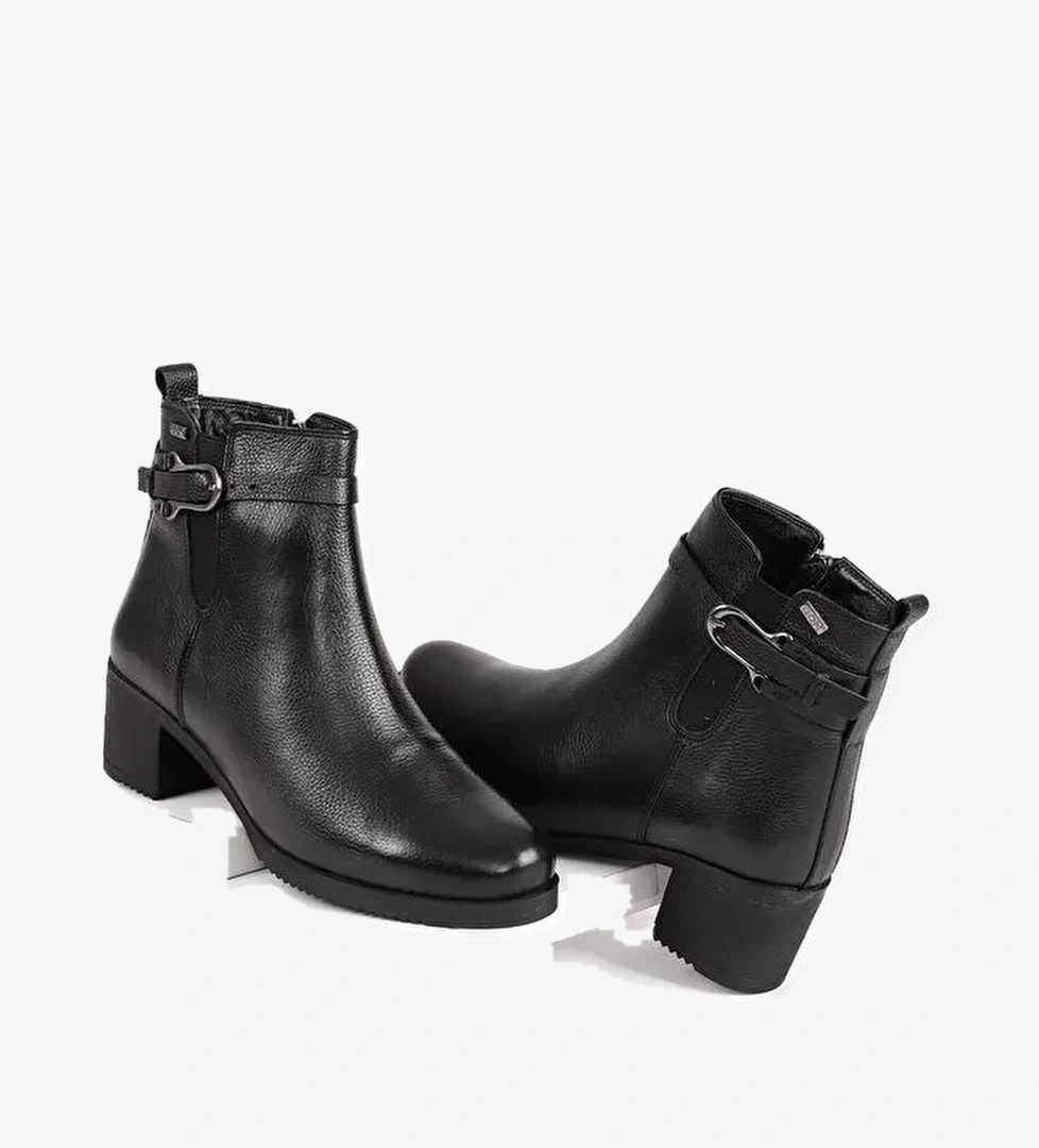 SİYAH Hakiki Deri Yuvarlak Burun Kauçuk Taban Topuklu Fermuarlı Tokalı Kadın Günlük Bot 51464 - Görsel 1