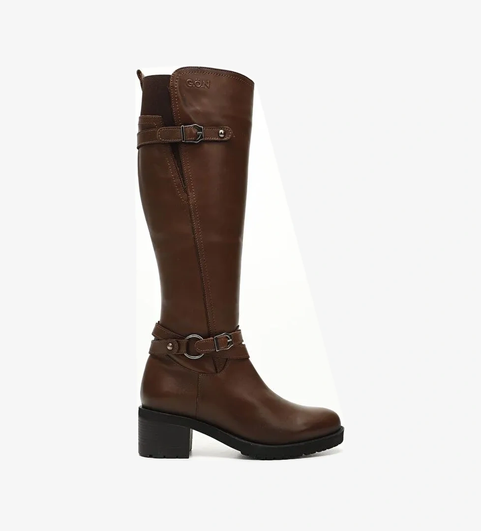 Gönderi̇(r) KAHVERENGİ Hakiki Deri Yuvarlak Burun Kauçuk Taban Topuklu Fermuarlı Tokalı Kadın Çizme 44562 model görseli