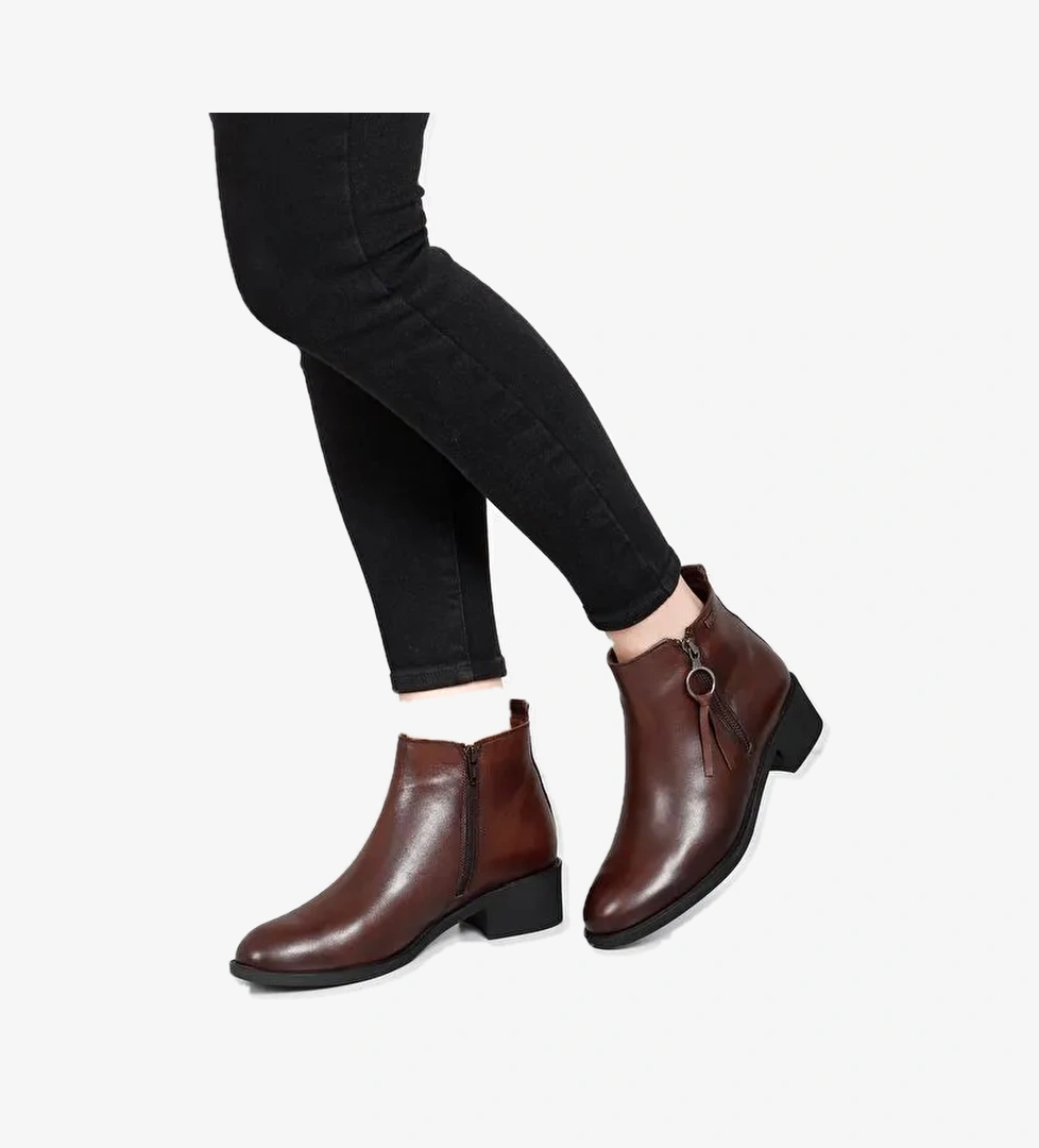 KAHVERENGİ Hakiki Deri Yuvarlak Burun Kauçuk Taban Topuklu Fermuarlı Püsküllü Kadın Günlük Bot 1041 - Görsel 1