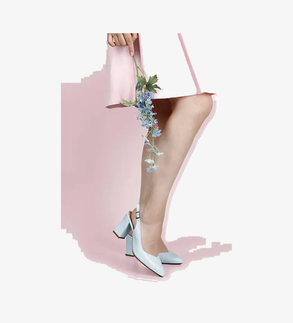 MAVİ Hakiki Deri Sivri Burun Yüksek Kalın Topuklu Arkası Açık Kadın Yazlık Ayakkabı 24174 - Görsel 1