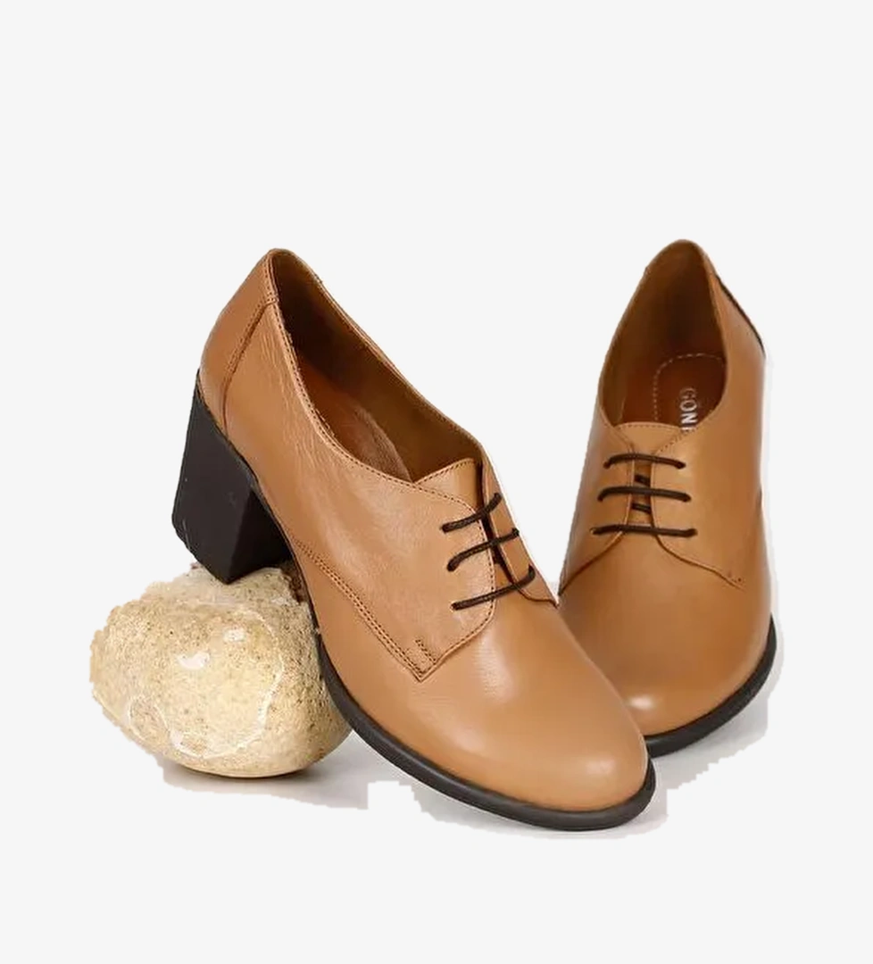 TABA Hakiki Deri Yuvarlak Burun Orta Topuklu Kauçuk Taban Bağcıklı Kadın Ayakkabı 24135