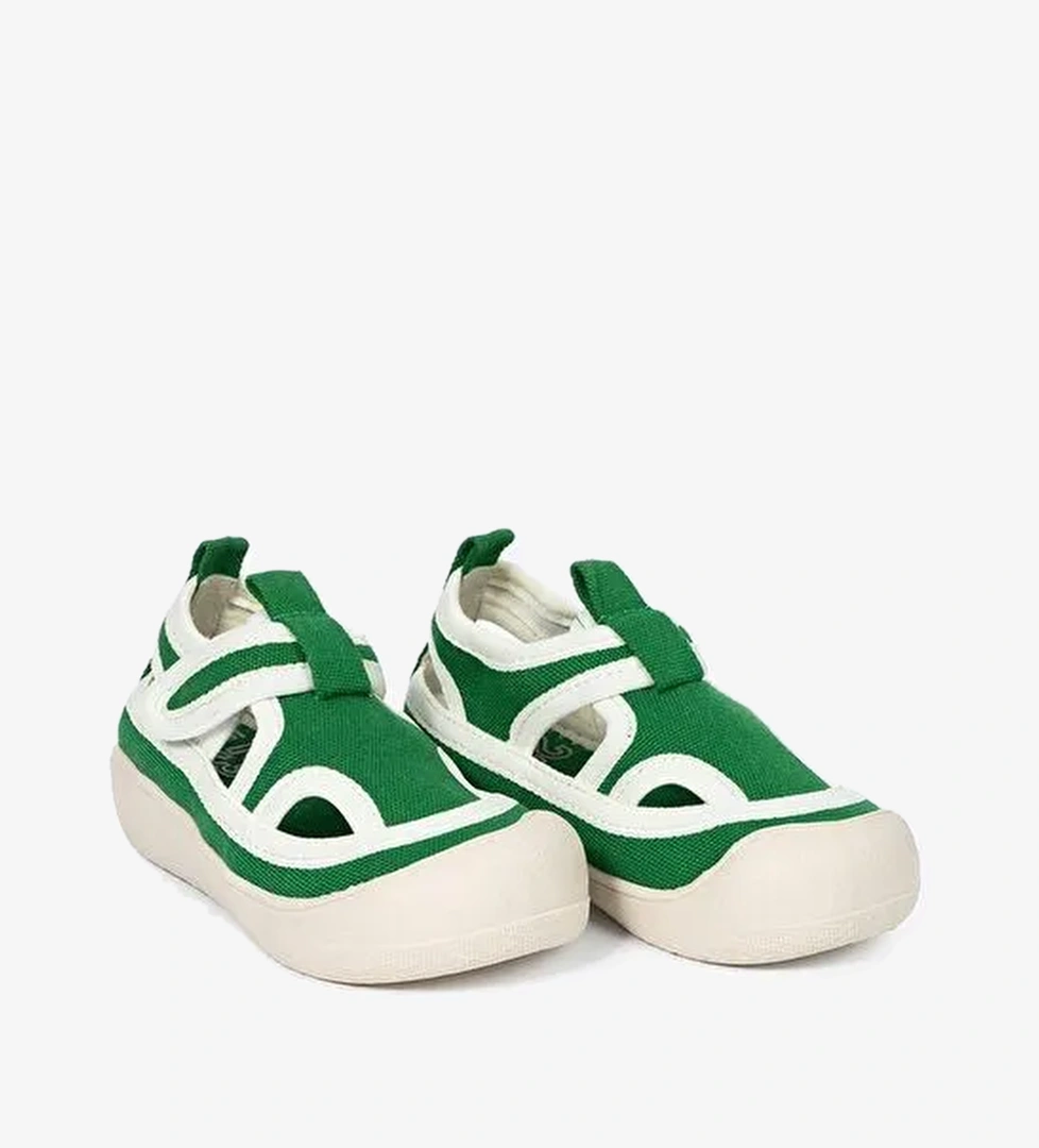 Yuvarlak Burunlu Cırt Cırtlı Erkek Çocuk Sandalet Ayakkabı