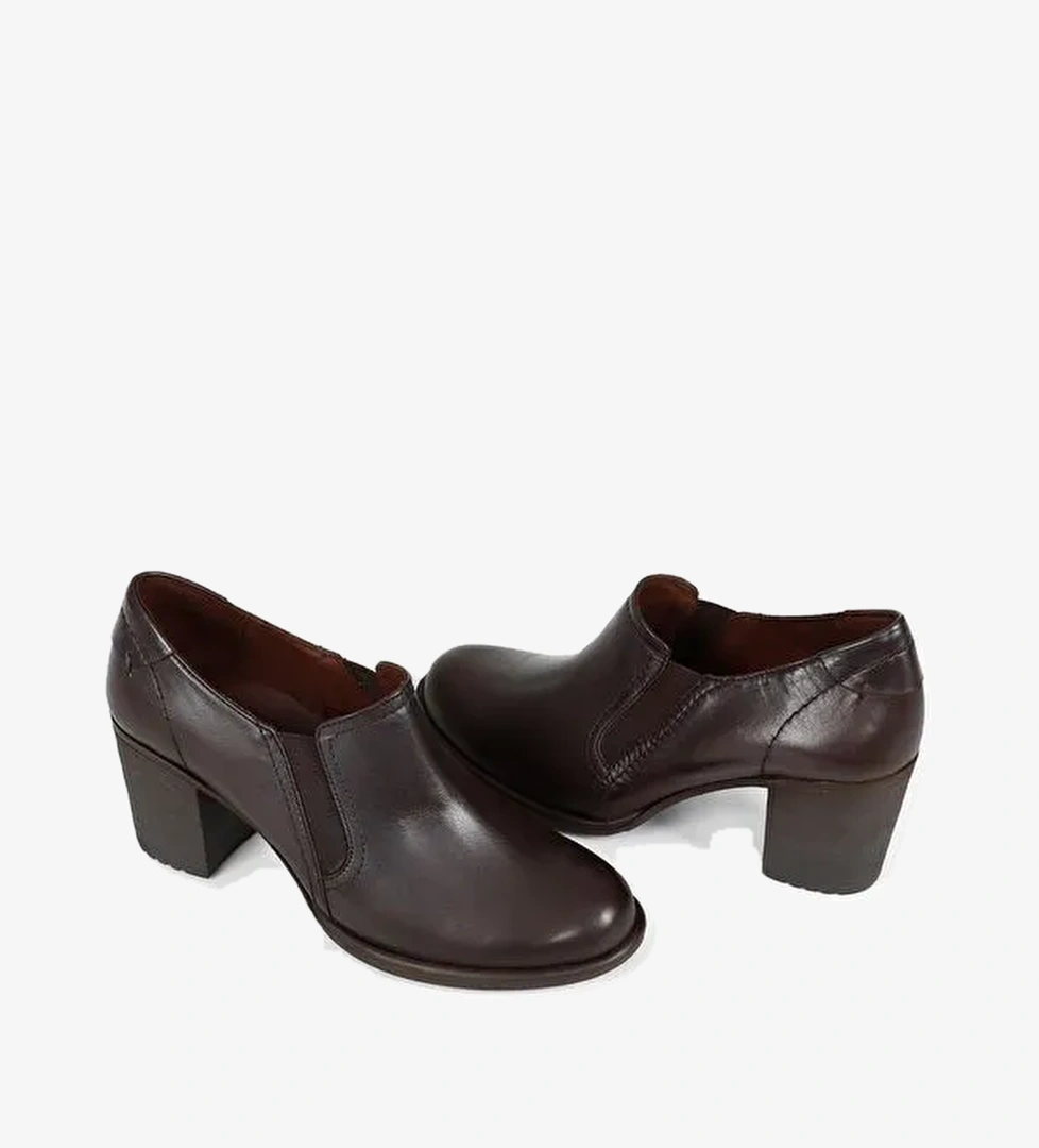 KAHVERENGİ Hakiki Deri Yuvarlak Burun Kalın Orta Topuklu Kauçuk Taban Lastikli Kadın Ayakkabı 24038