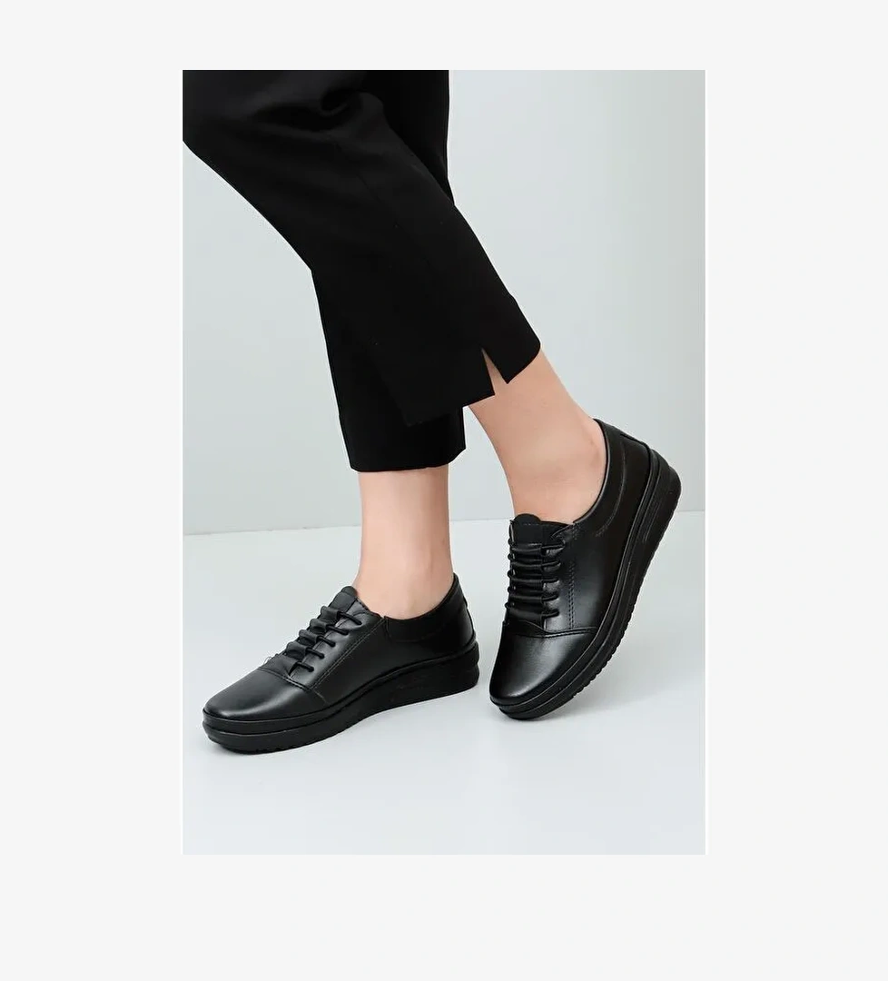 SİYAH Yuvarlak Burun Taban Lastik Bağcıklı Kadın Günlük Ayakkabı 42329 - Görsel 1