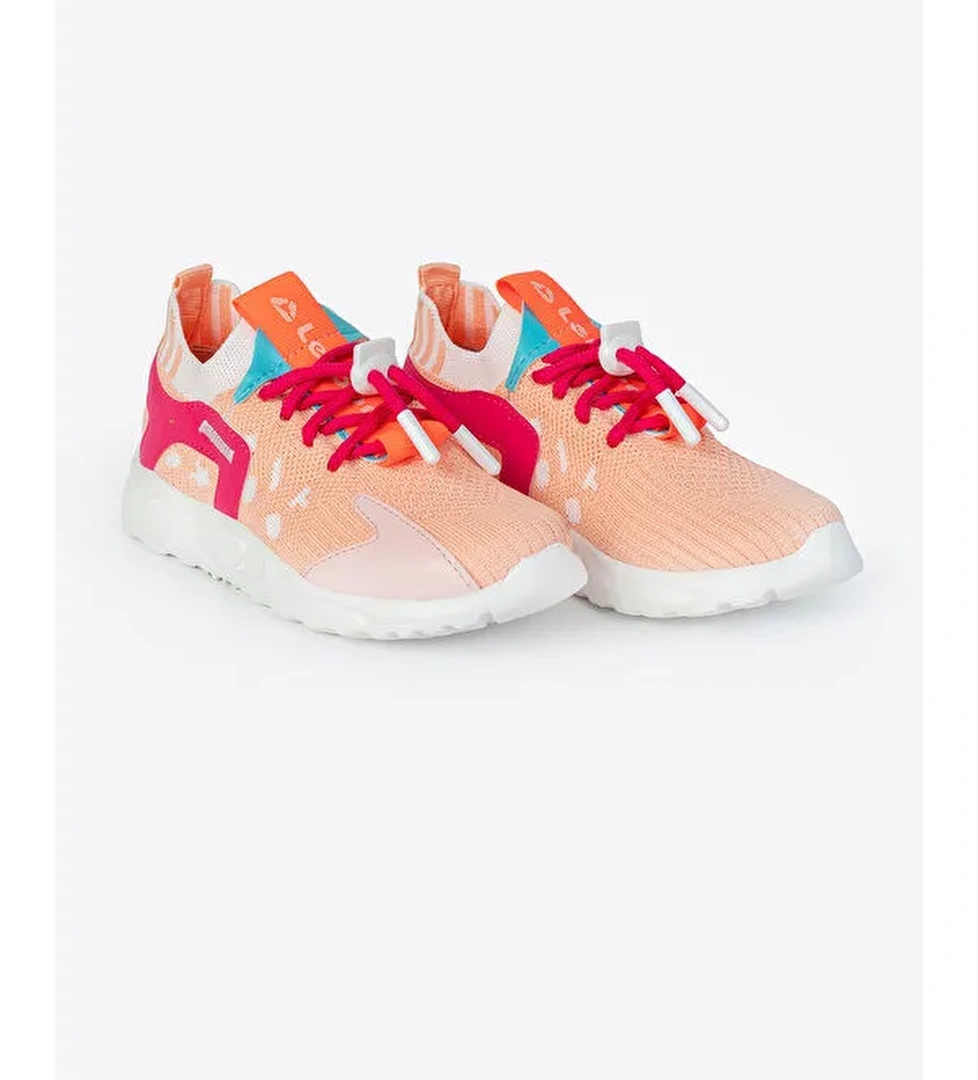 Yuvarlak Burunlu Bağcıklı Kız Çocuk Spor Ayakkabı