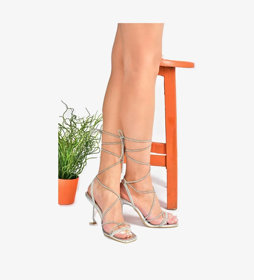 P4040310 Gümüş Kadın Topuklu Ayakkabı