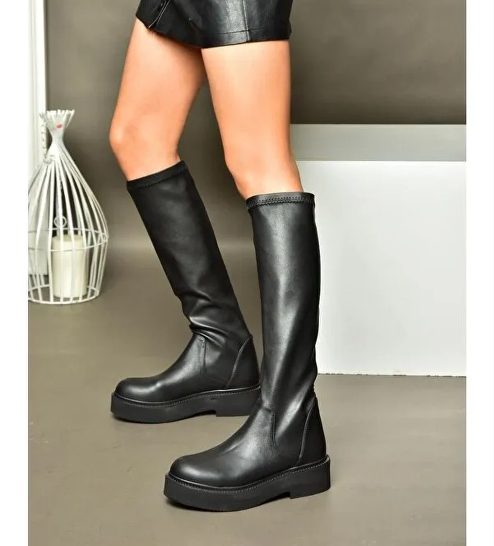 R2729282 Siyah Kadın Çizme - Görsel 1