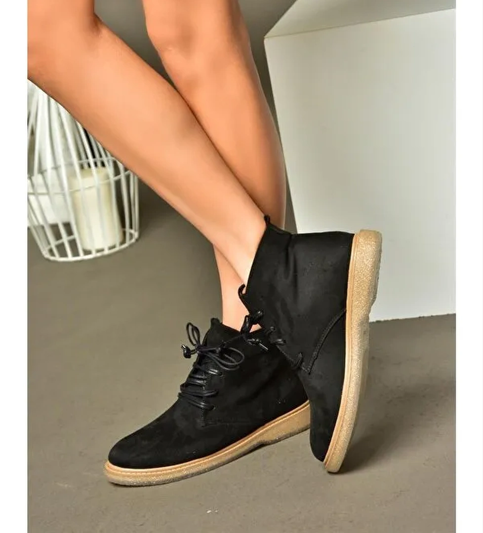 R3749232 Siyah Kadın Bot