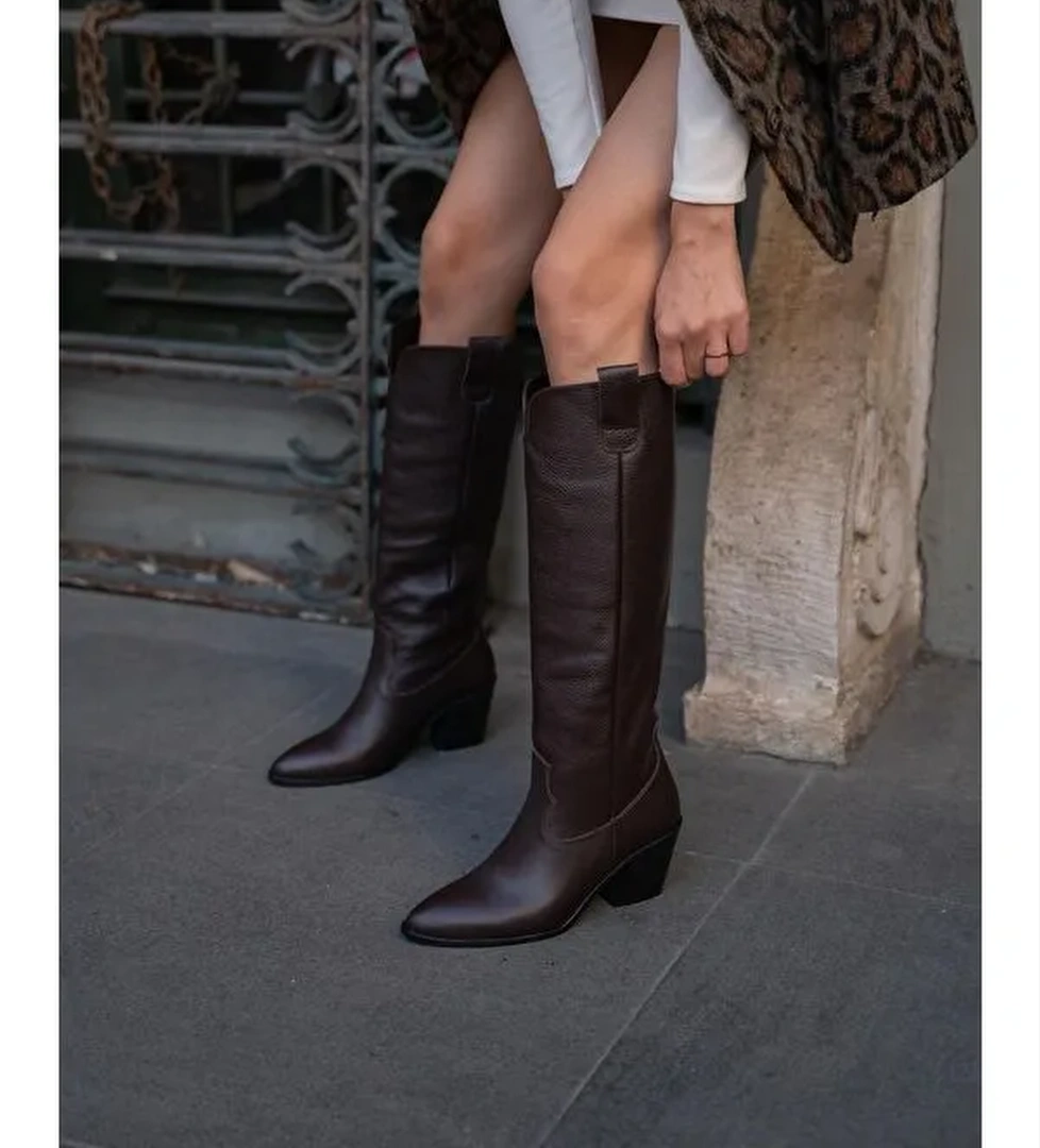 Kahverengi Kadın Gerçek Deri Topuklu Ve İşlemeli Kovboy Çizme