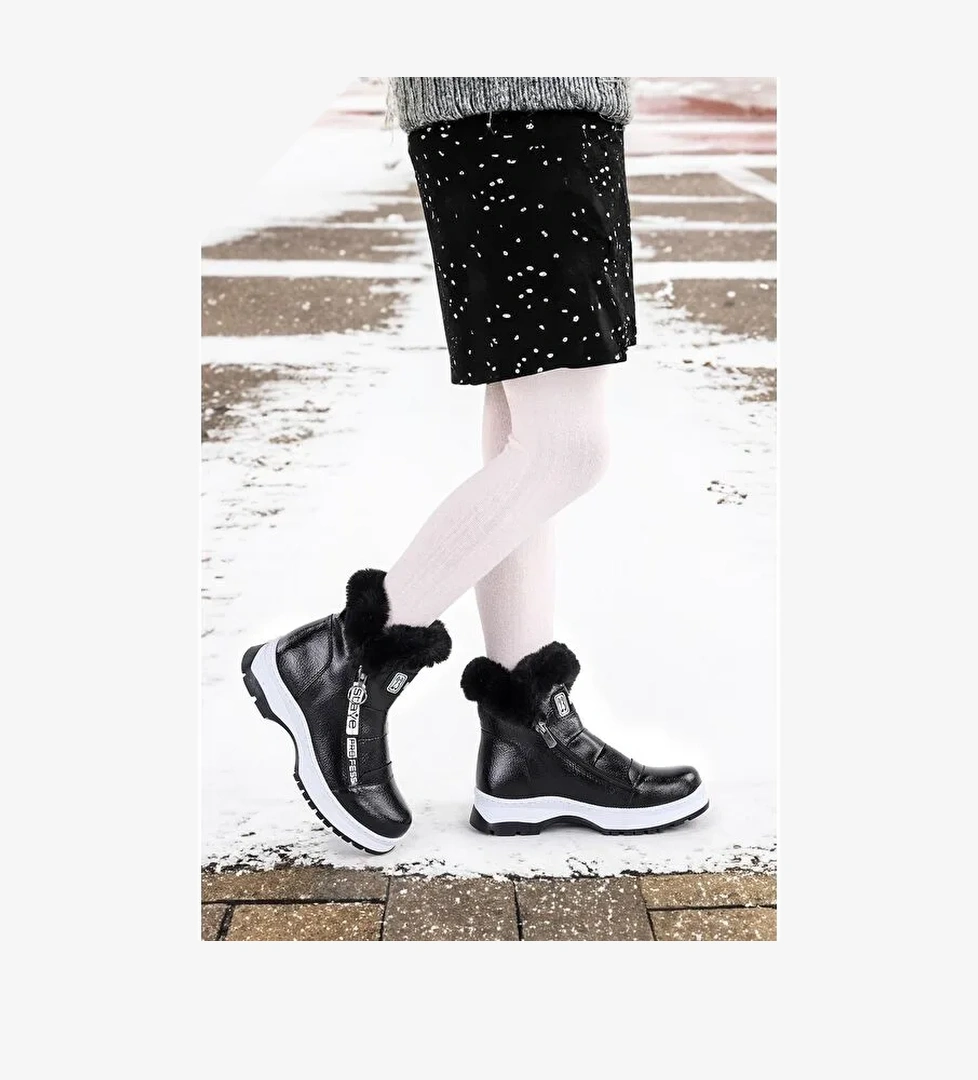 250 Rugan Çatlak Fermuarlı Kız Çocuk Bot Ayakkabı