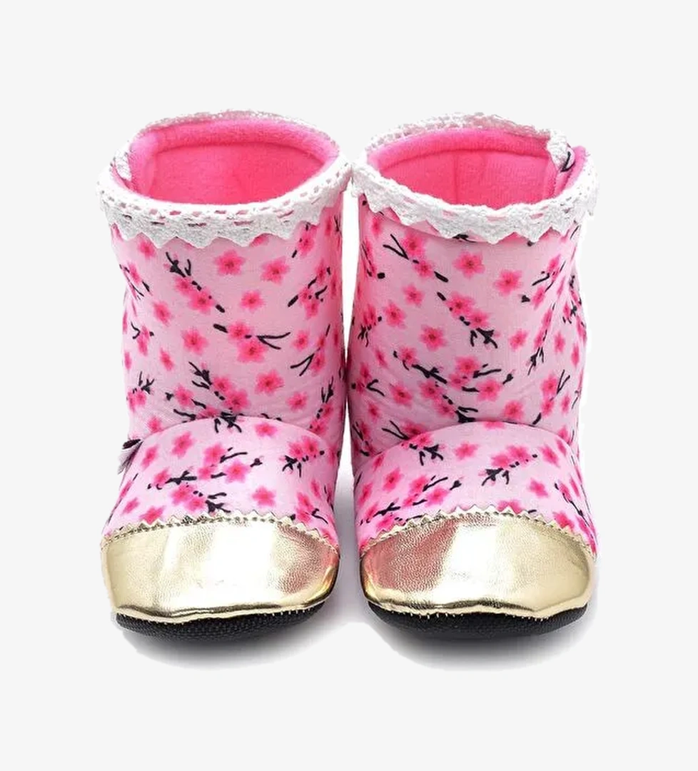 fuşya çiçekli ev botu