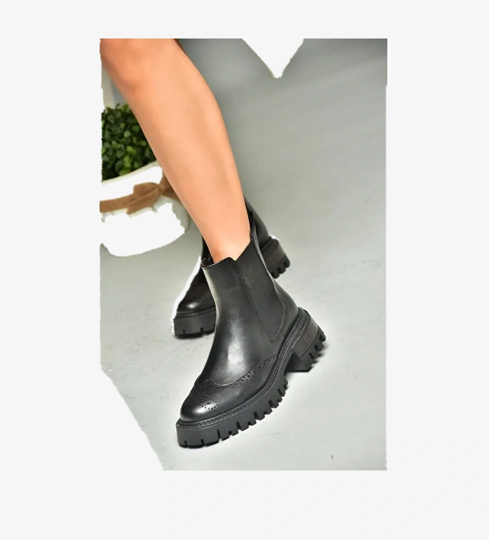 R3121529 Siyah Kadın Bot