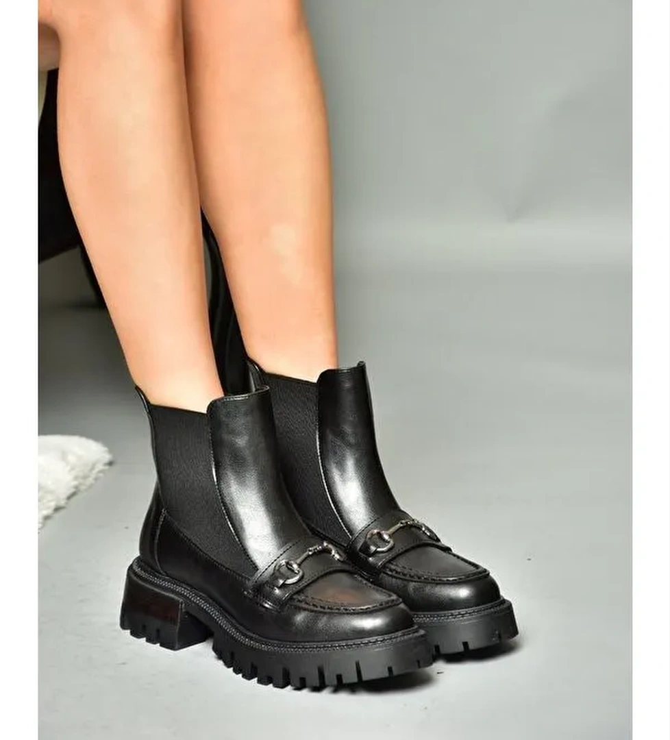 Fox Shoes R3121541 Ten Siyah Kadın Bot model görseli