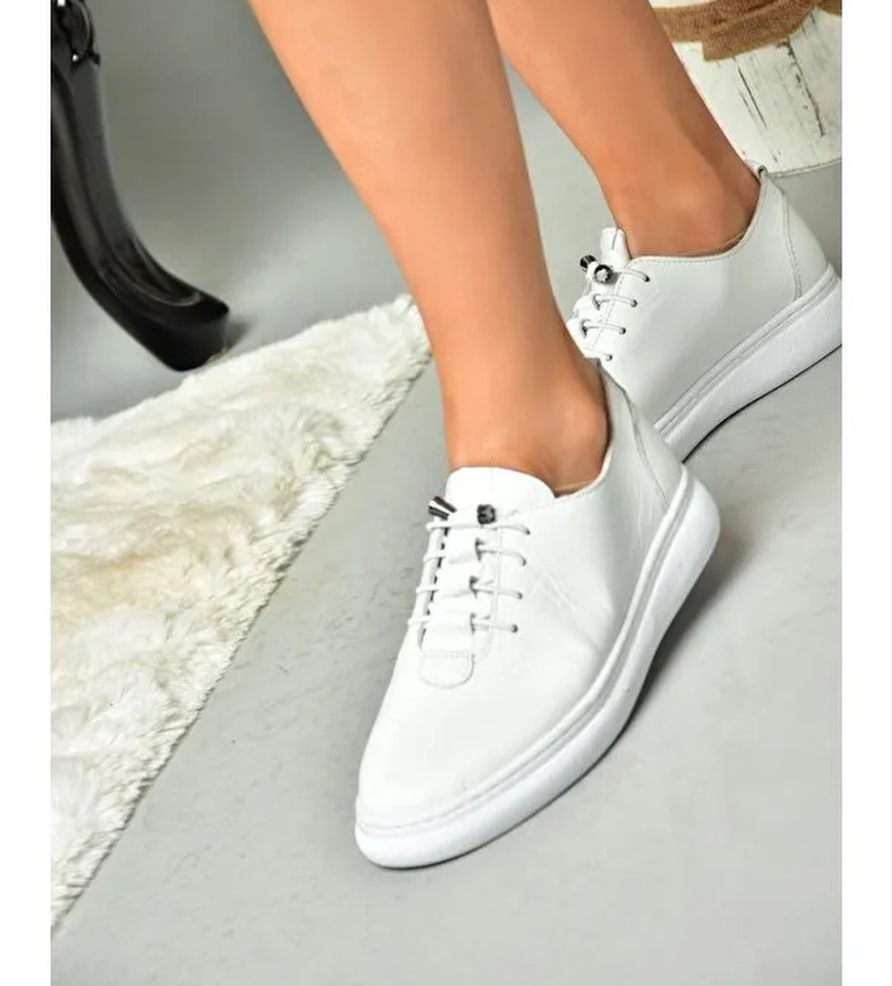 Fox Shoes P5554610 Beyaz Kadın Sneaker model görseli