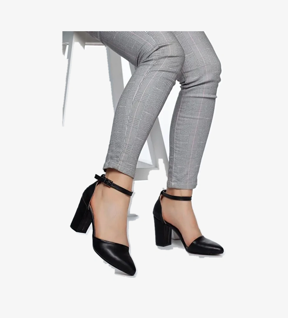 D1050 Kadın Günlük Klasik Topuklu Ayakkabı