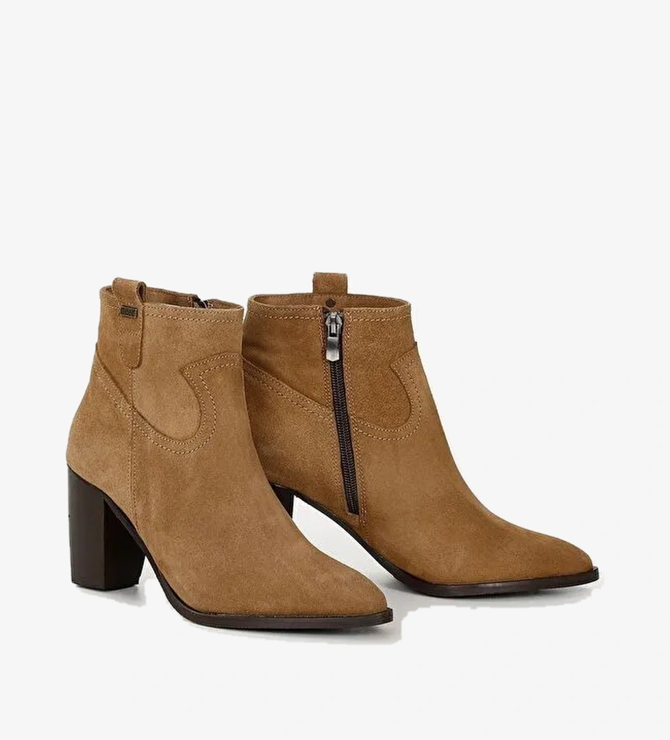 Gönderi̇(r) Si̇yah Taba Hakiki Deri Sivri Burun Topuklu Fermuarlı Kadın Günlük Bot 39499 model görseli