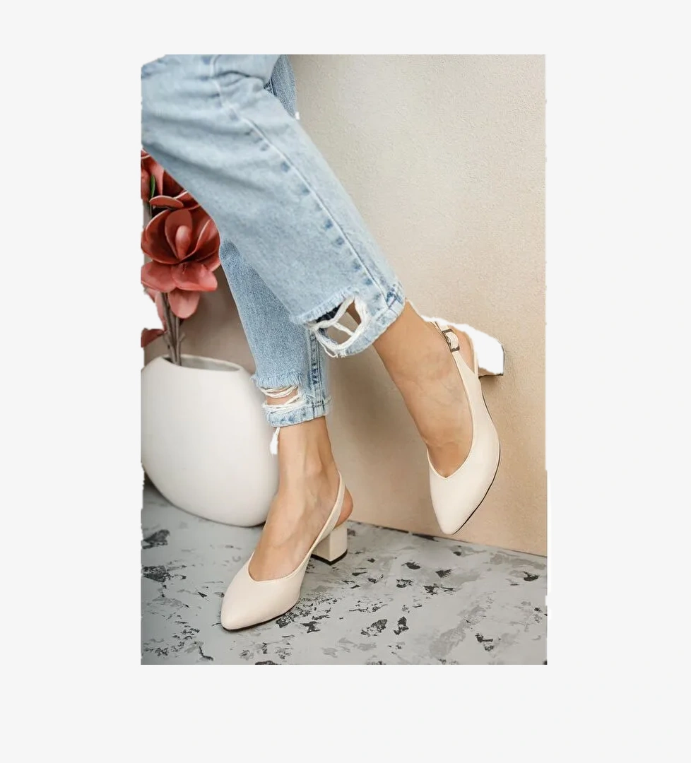 W0711 Kadın Arkası Açık Klasik Günlük Tarz Şık ve Rahat Topuklu Ayakkabı