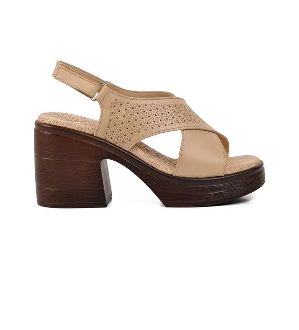 Bej Hakiki Deri Kadın Topuklu Sandalet 523001