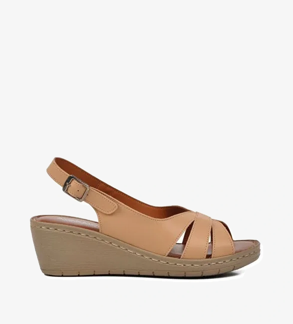 Nude Kadın Dolgu Topuk Sandalet 390244