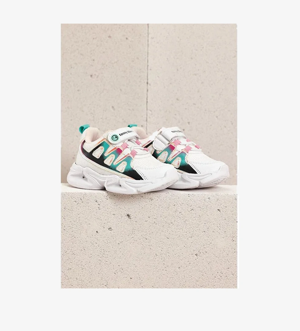 Çocuk Unisex Beyaz Şeker Rahat Kalıp Işıklı Cırtlı Ayakkabı