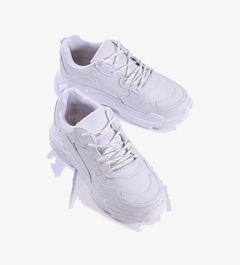 Kadın Beyaz Cilt Yüksek Taban Bağcıklı Spor Ayakkabı