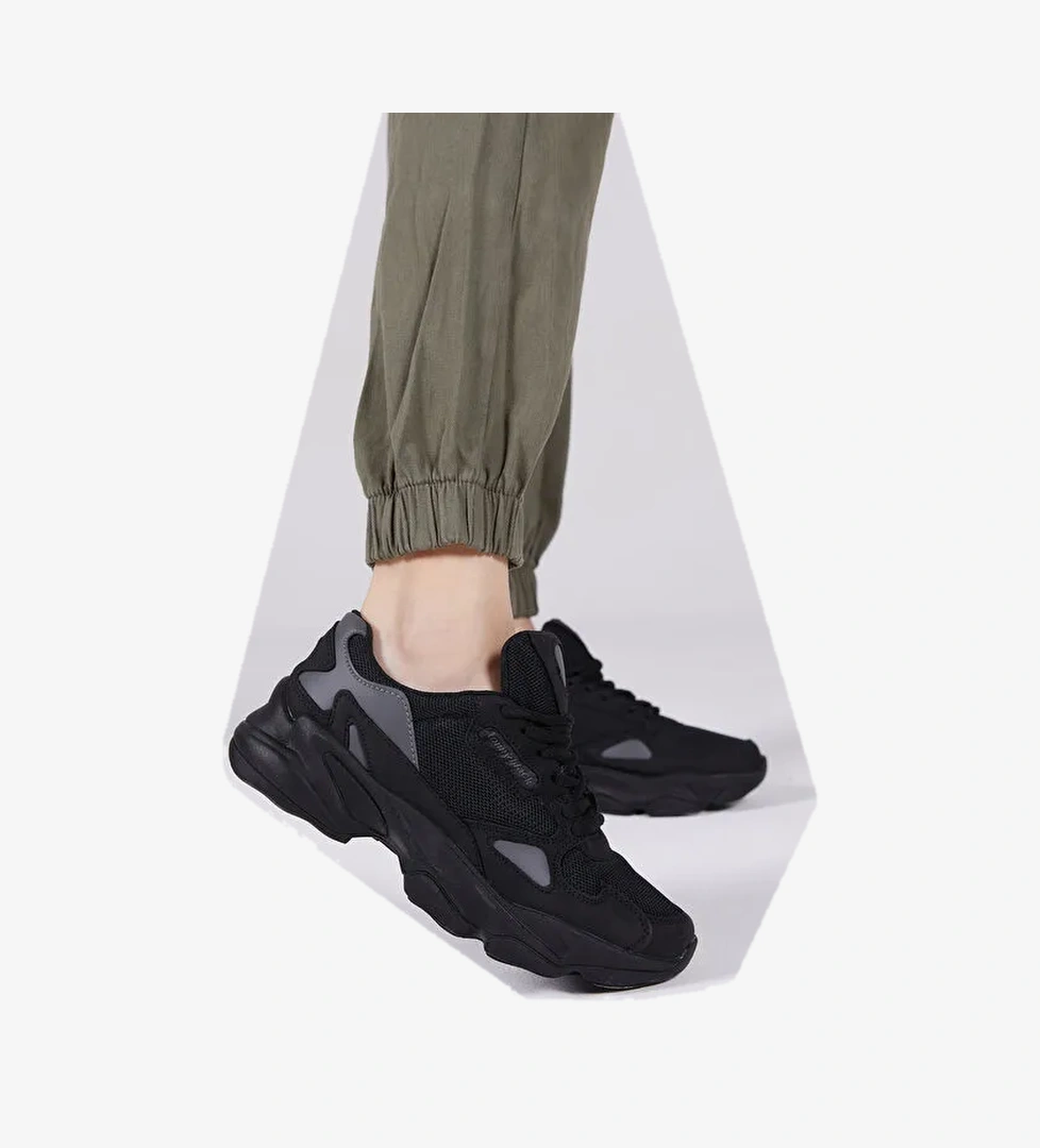 Unisex Siyah Rahat Kalıp Yüksek Taban Bağcıklı Spor Ayakkabı - Görsel 1