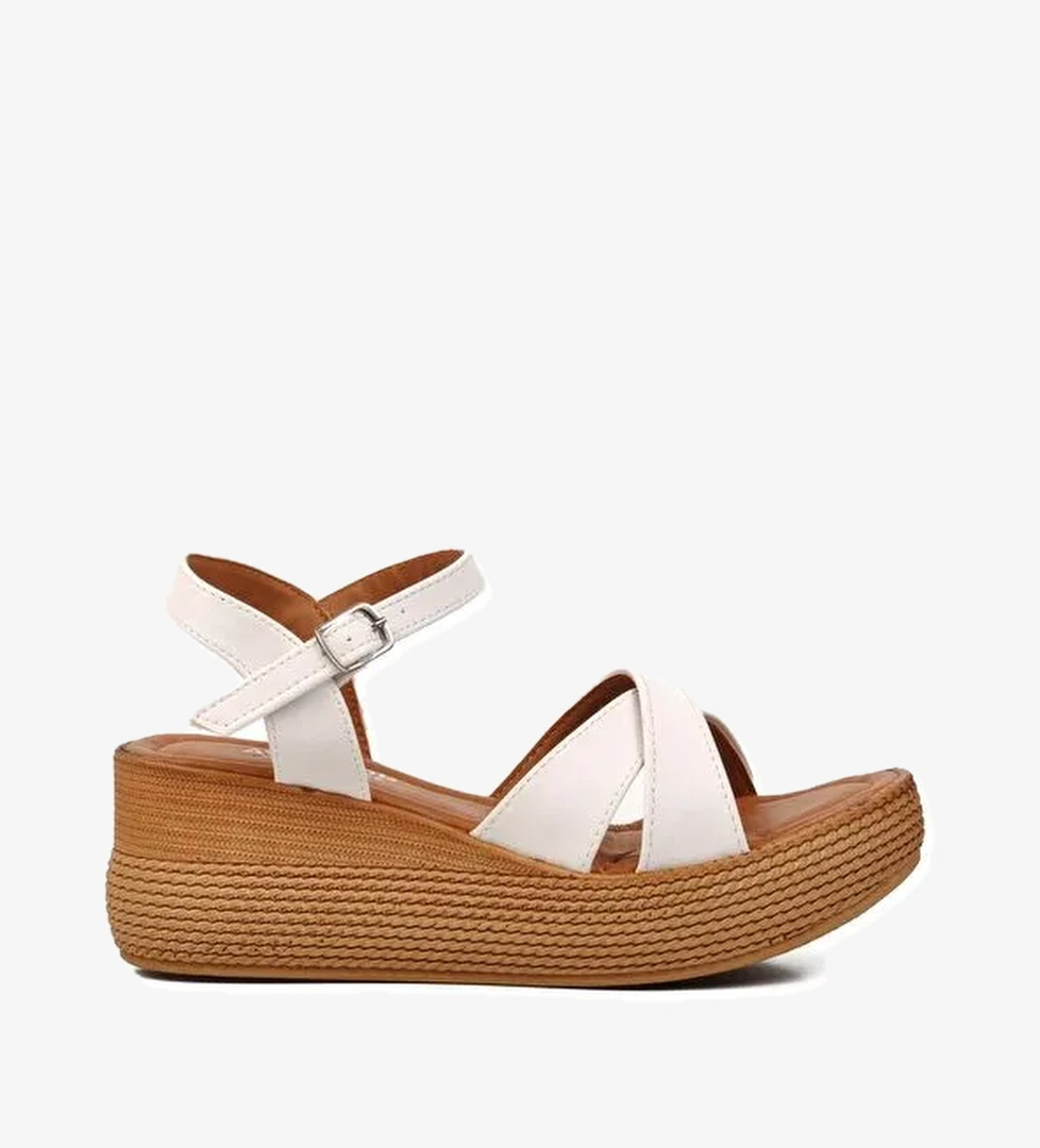 Beyaz Kadın Dolgu Topuk Sandalet 426093