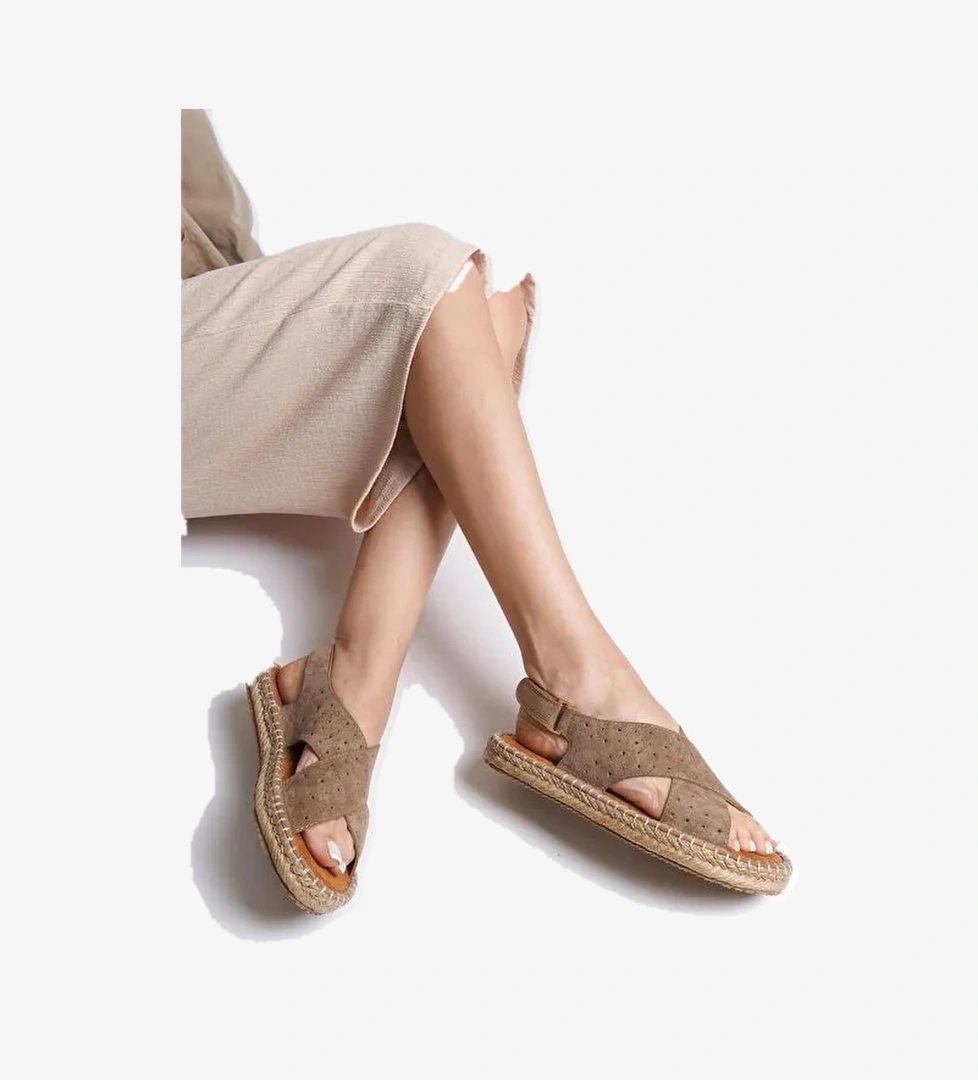 Çapraz Bantlı Kadın Espadril Sandalet
