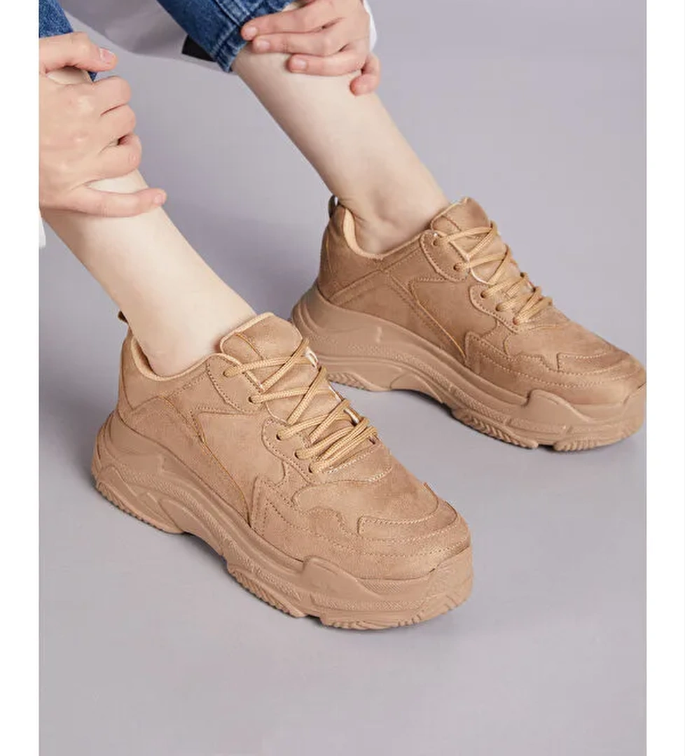 Kadın Toprak Yüksek Taban Bağcıklı Spor Ayakkabı