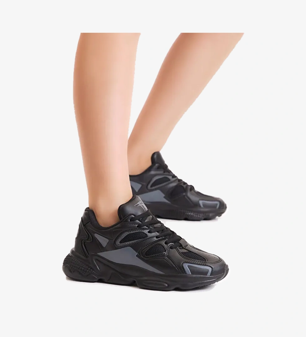 Unisex Siyah Rahat Kalıp Yüksek Taban Bağcıklı Spor Ayakkabı