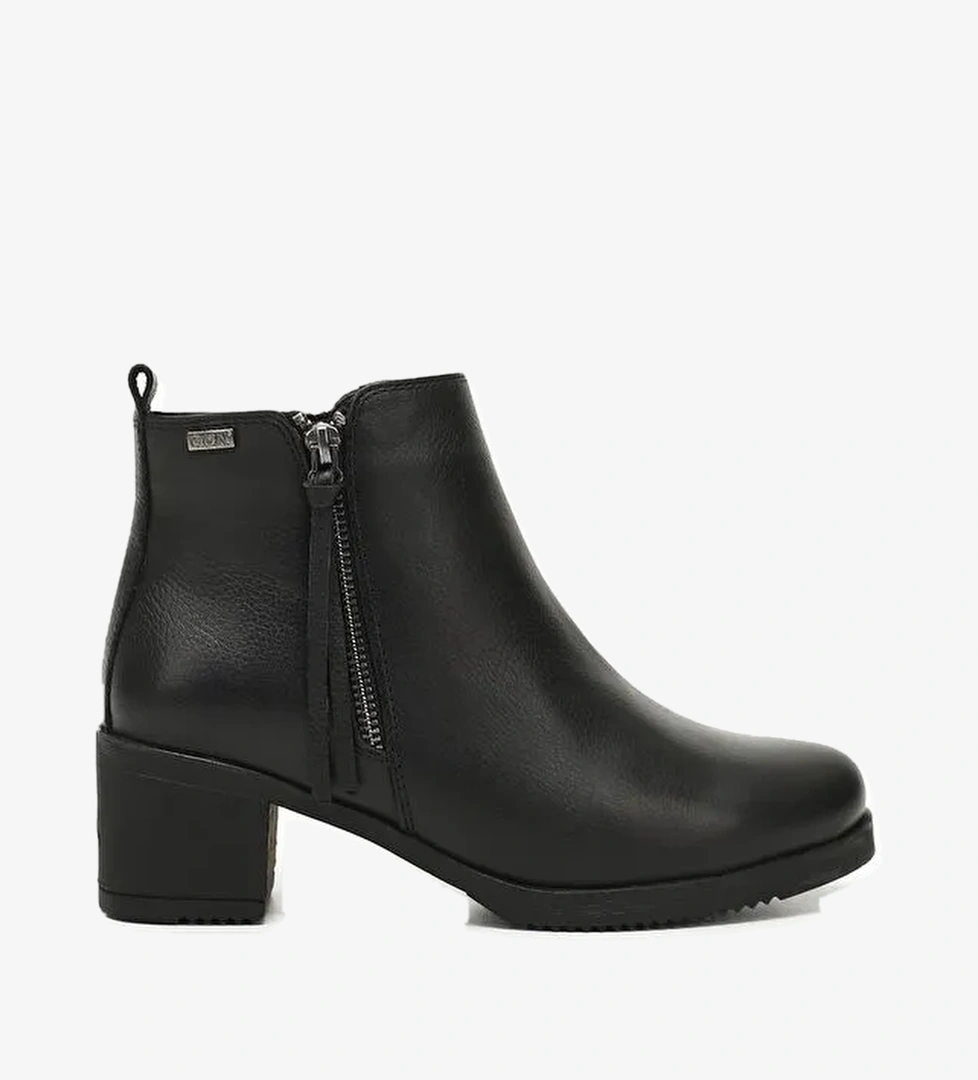 Gönderi̇(r) Si̇yah Hakiki Deri Yuvarlak Burun Topuklu Kauçuk Taban Fermuarlı Kadın Günlük Bot 51460 model görseli