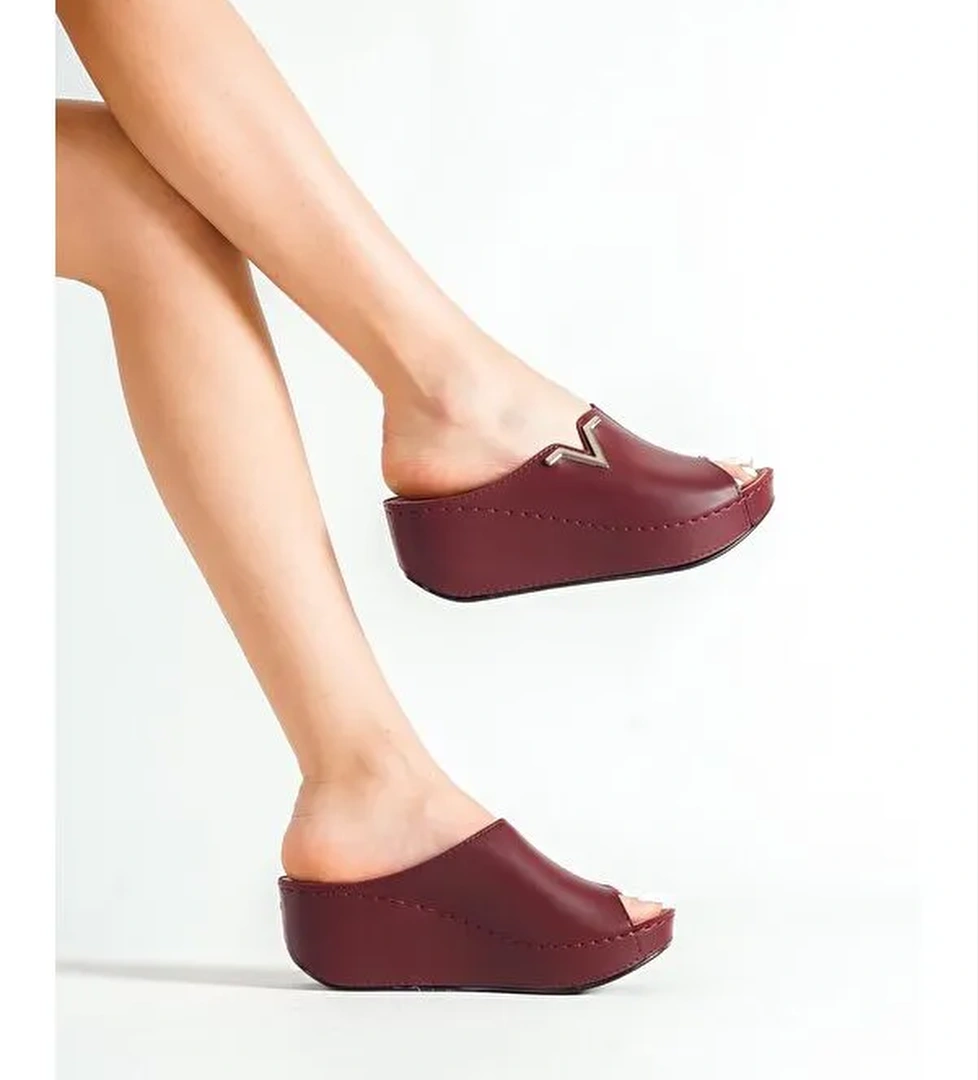 6145 Kadın Dolgu Topuklu V Toka Terlik