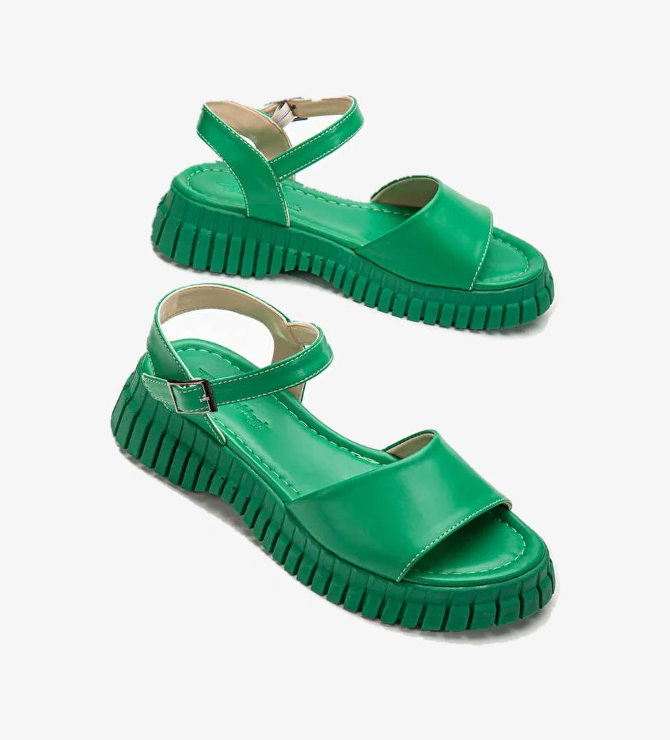 Tonny Black Kadın Yeşil Kalın Poli Taban Bilekten Bağlamalı Tek Bantlı Sandalet model görseli