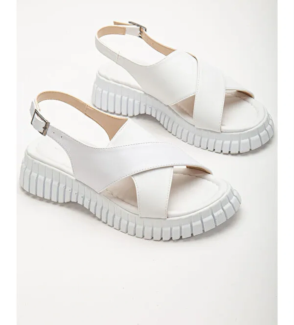 Kadın Beyaz Kalın Poli Taban Bilekten Bağlamalı Çapraz Bantlı Sandalet