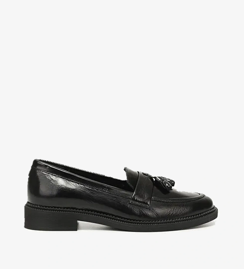 KOYU SİYAH Hakiki Deri Yuvarlak Burun Püsküllü Kadın Günlük Ayakkabı 24273 - Görsel 1