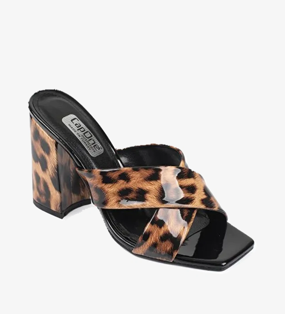 015 Topuklu Küt Burun Kadın Terlik - Görsel 1