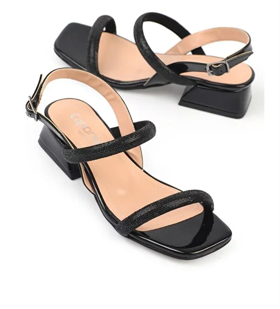 Küt Burunlu Taşlı Çift Kalın Bantlı Kısa Topuklu Rugan Kadın Sandalet - Görsel 1